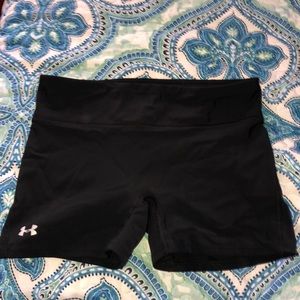 under armour spandex shorts
